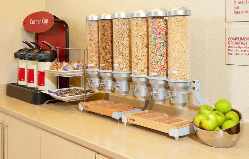 Candlewood Suites Miami Lakes By Ihg מראה חיצוני תמונה